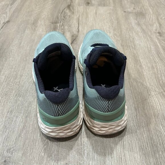 New Balance 880 Fresh Foam Light Blue Running Athletic Shoes Women's Size 9.5 - Picture 4 of 6